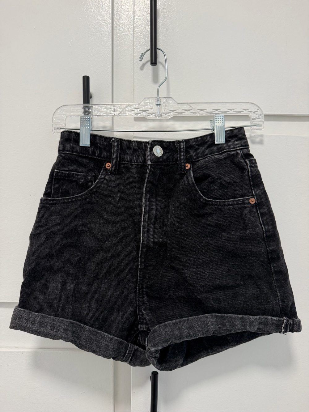 Zara Black Rolled-Hem Denim Shorts